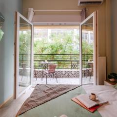 Quiet but Central The Kristalli Retreat