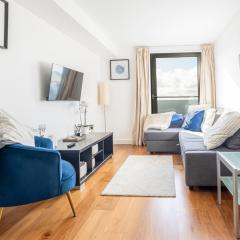 Central location minutes to Windsor and Heathrow