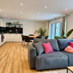 Pinke Auszeit - Neubau, Stellplatz, Smart-TV, WLAN