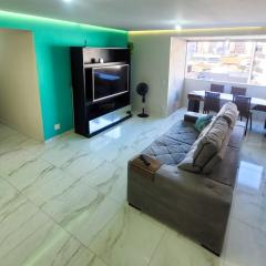 Tambaú Confort - Apartamento amplo com 3 suítes e 1 quarto no coração de Tambaú