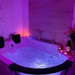 Apartament z wanną z hydromasażem