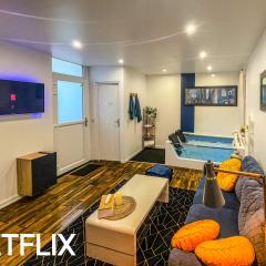 La Bulle Bleue Jacuzzi