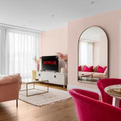 Luxurious, City Centre Location, Parking on Request The Pink Palace at Ryedale House