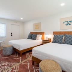 THE JUNI - Studio Steps to Beach Downtown Cocoa