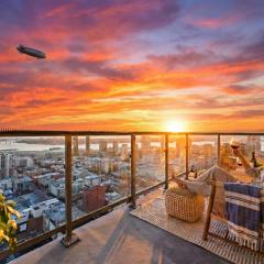 Penthouse High-Rise Ocean & City Views