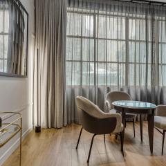 Luxe Executive Getaway 2 Bed 2 Bath