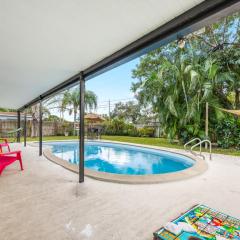 Island Escape w Private Pool & Outdoor Haven