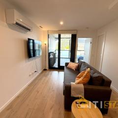 Reid Retreat 2Bd 1Bth 1Csp Apt CBD Location