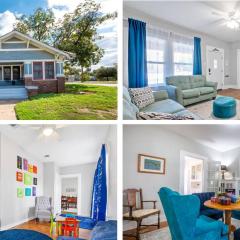 Pets OK • Backyard - 3 miles to River Walk & Alamo