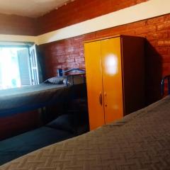 Habitación Compartida Tipo Hostel para los más aventureros