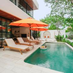 Jazmo - 4Bedroom Villa in Kerobokan