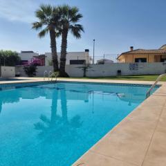 Apartamento de 3 habitaciones con terraza cerca de la playa - HISP-236-75