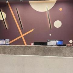 IU Hotels· Wuhan Jianghan Road Metro Station