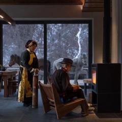 Siguniang Mountain Snow Inn