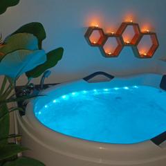 The Cat And The Kraken Jacuzzi Suites Paliton Solar and Starlink