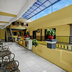 OYO 95043 Guest House Adel's