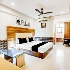 Collection O Infocity Metro Station Gandhinagar Formerly Hotel LLP