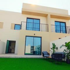 F1 lux Villa in Yas Island