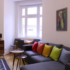 Large 4BR Oasis in Central Budapest AC- BP Sky