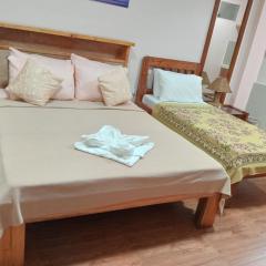 Nigi Nigi Nu Noos Apartments