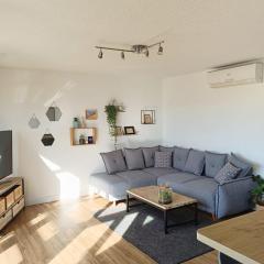 Bright apartment with a view in Cannes