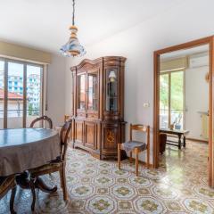 Bilocale Fronte Mare e Parcheggio Privato