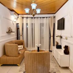 JS Home Cozy Chic Apartment