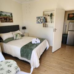 SilverGlades Guest House