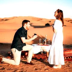 Romantic Luxury Camp