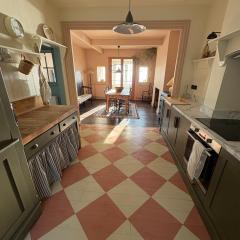 Sunray House - Sea View, 20m from the Beach