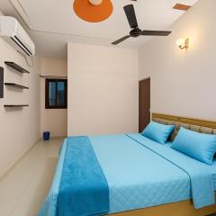 Hotel The Shree Raj Palace Ayodhya Near Dasharatha Mahal 500m - Ram Janambhoomi & Railway Station 750m -Prime Location #Wi-Fi #Parking - Fully Air Conditioned Room - Top Rated Hotel In Ayodhya Book Quickly