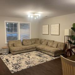 Spacious 4 bedroom House in University area close to PNC pavilion