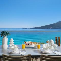 Aurea Mare Luxury Suites