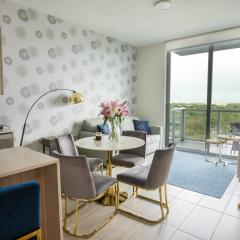 Luxury 1BR in Quadro Miami with Pool and Parking