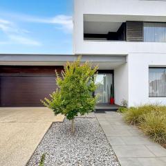 Fyansford 3 Bed Retreat - Modern and Family Friendly