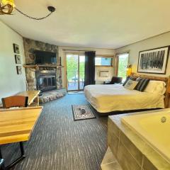 NEW Studio Condo Ski in out in unit jet spa tub