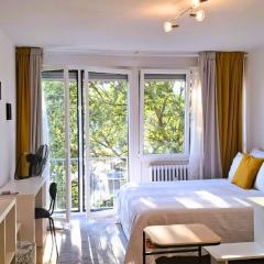 White Door Zagreb self check-in apartment with free public parking