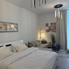 Beautiful studio at aljada community