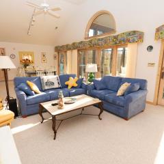 Soundside-Resort Amenities, Comm Pool-322, Out of Bounds