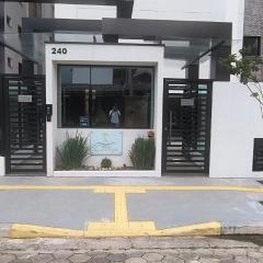 Apartamento - Praia Martins de Sá - 50 metros da praia