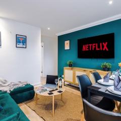 3x Bedroom Apartment that Sleeps 6x with Ample Parking