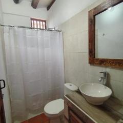 Habitación Central Con Entrada Independiente