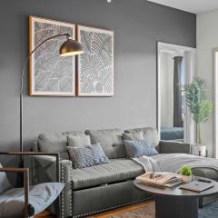Upscale King 3BR Suite Mins to Uptown Charlotte