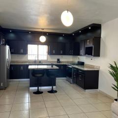 Casa acogedora, cerca de Consulado, Garitas, IMSS