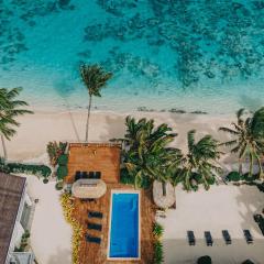 Moana Sands Beachfront Villas