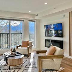 Luxury 2 bed Mtn View Condo