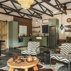 Grace of Africa, Couples 5 STAR Nature Lodge