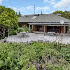 Harbour Fern Retreat - Matapouri Holiday Home