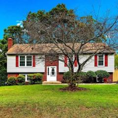 3bed and 2bath with big backyard quantico Stafford VA home