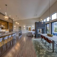 Green Acres - Serene Luxury Wine Country Retreat